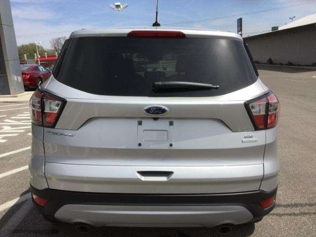 Ford Escape 2017 photo 3